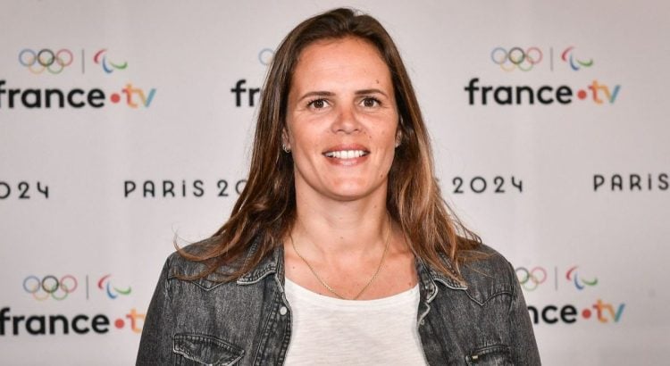 Laure Manaudou et sa fille Manon lors d’un moment complice à la plage