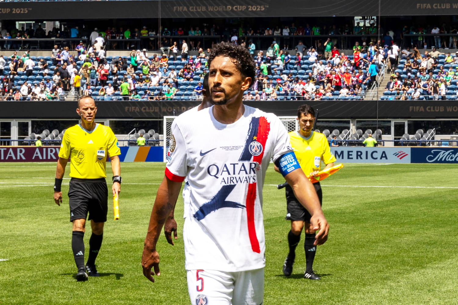 Marquinhos, défenseur central du PSG, pourrait quitter le club dans les prochains mois