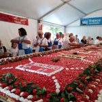 La plus grande tarte aux fraises de France à Lapeyrouse-Fossat près de Toulouse