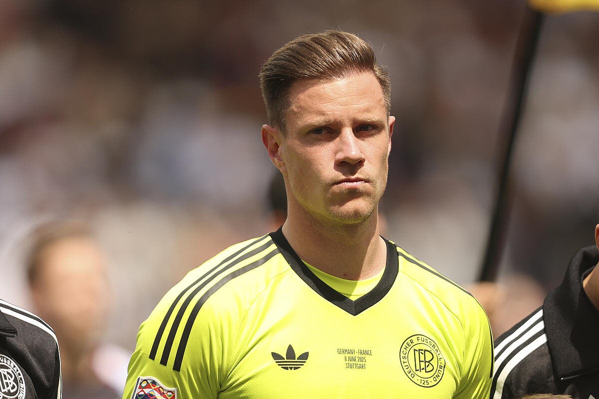 Le PSG envisage de recruter Ter Stegen pour renforcer sa défense