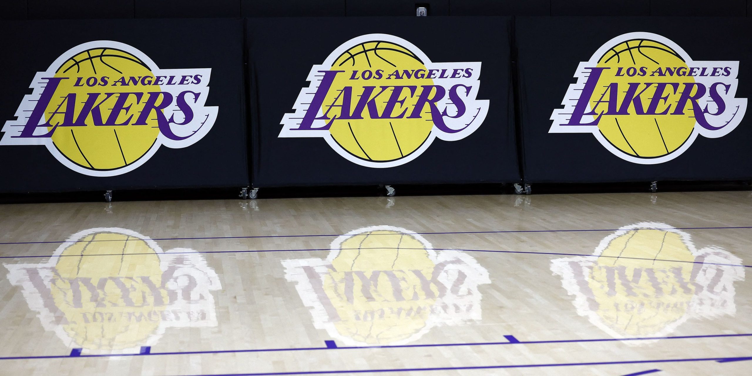 Les Lakers entrent dans l'histoire avec une vente record en NBA