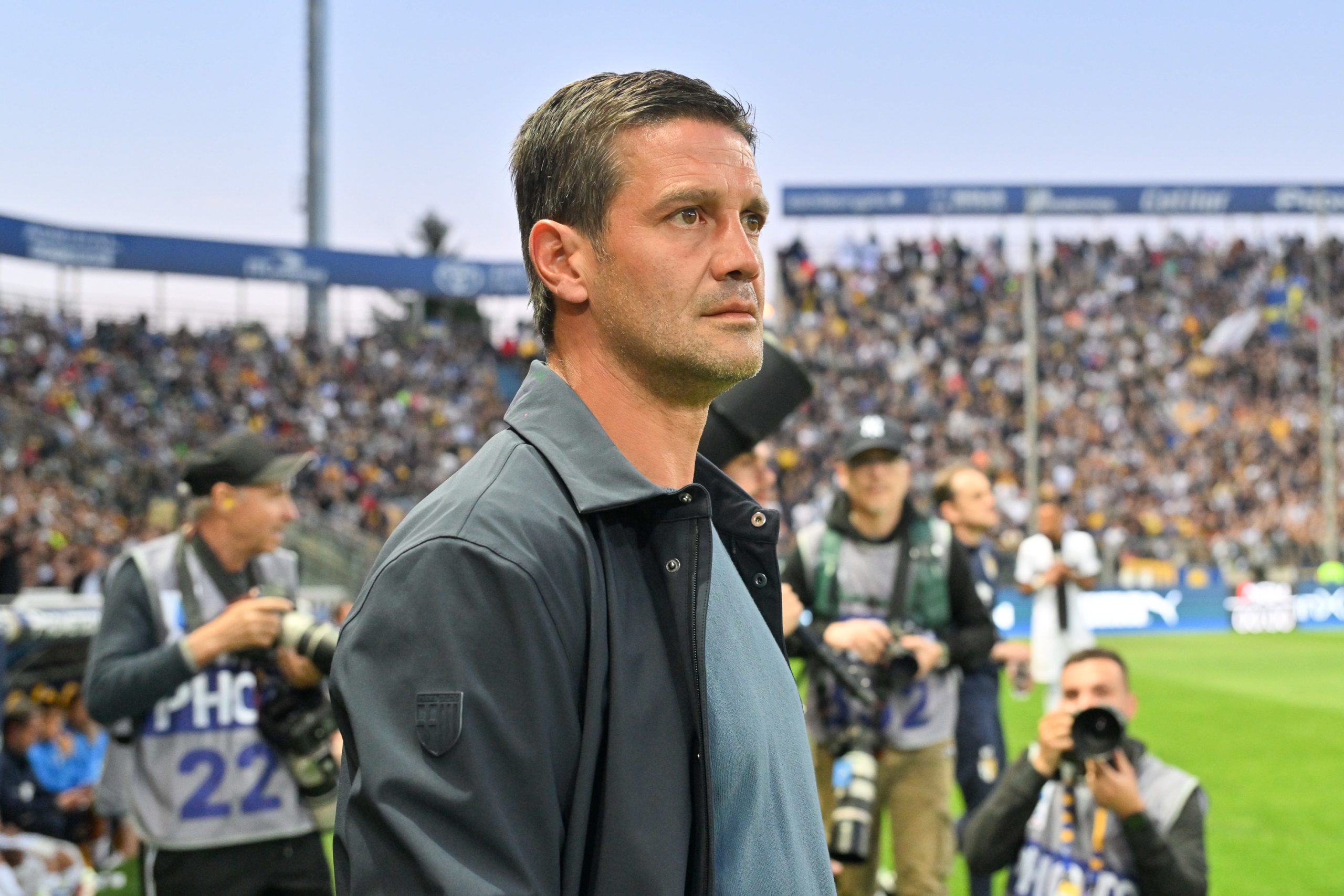 Mercato : Fabregas reste à Côme, Chivu ciblé par l’Inter Milan