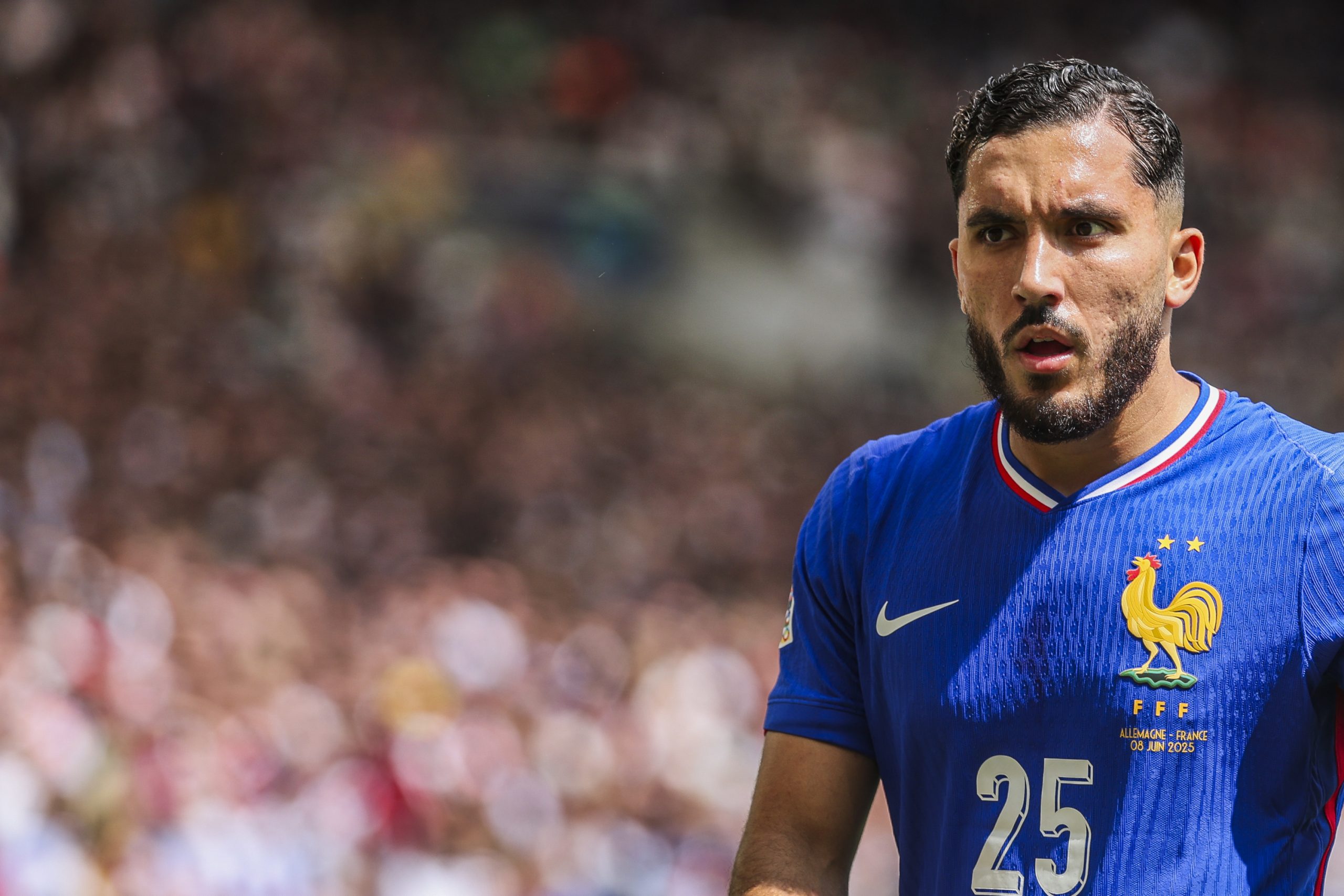 Mercato : Rayan Cherki s'engage avec Manchester City jusqu'en 2030