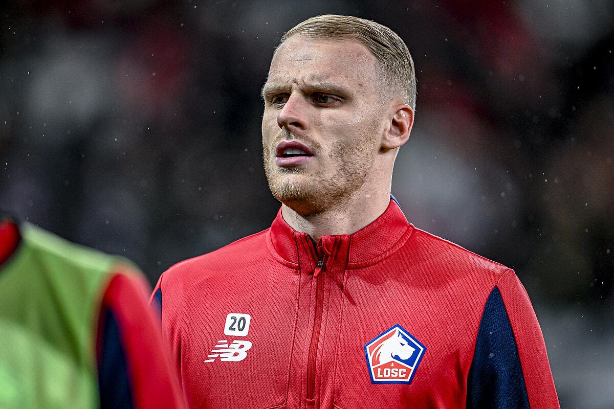 OM : Marseille cible Mitchel Bakker pour renforcer sa défense