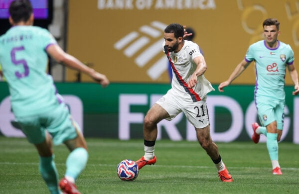 Pep Guardiola loue la performance d'Aït-Nouri lors de la CdM des Clubs