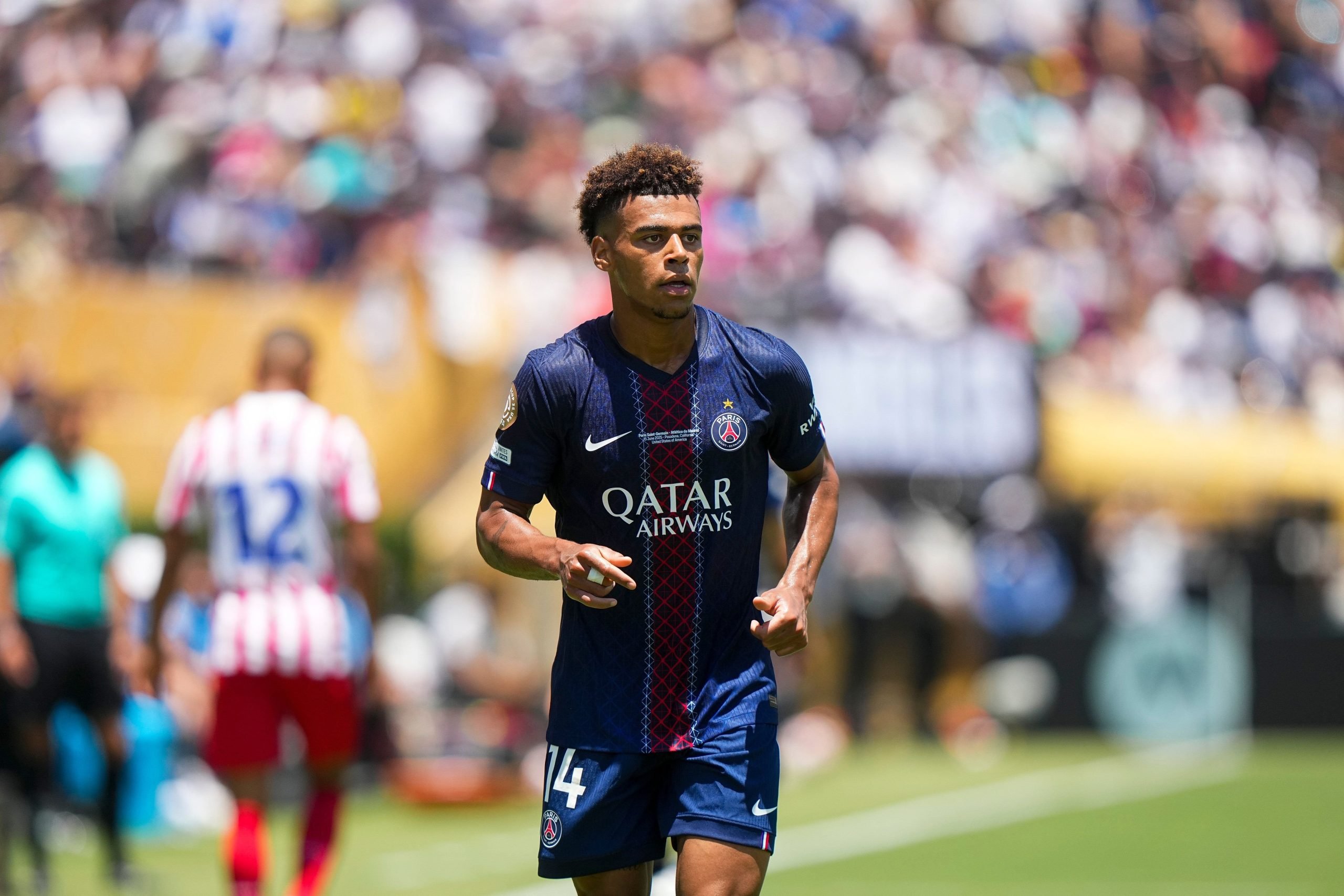 PSG : Confusion autour de Désiré Doué et Senny Mayulu