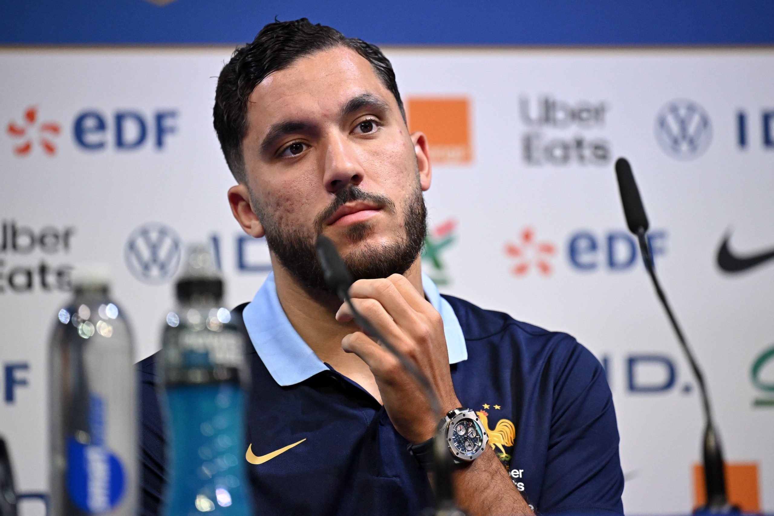 Rayan Cherki choisit la France : colère en Algérie 🇩🇿⚽