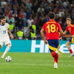 Rayan Cherki, étoile montante de l'équipe de France