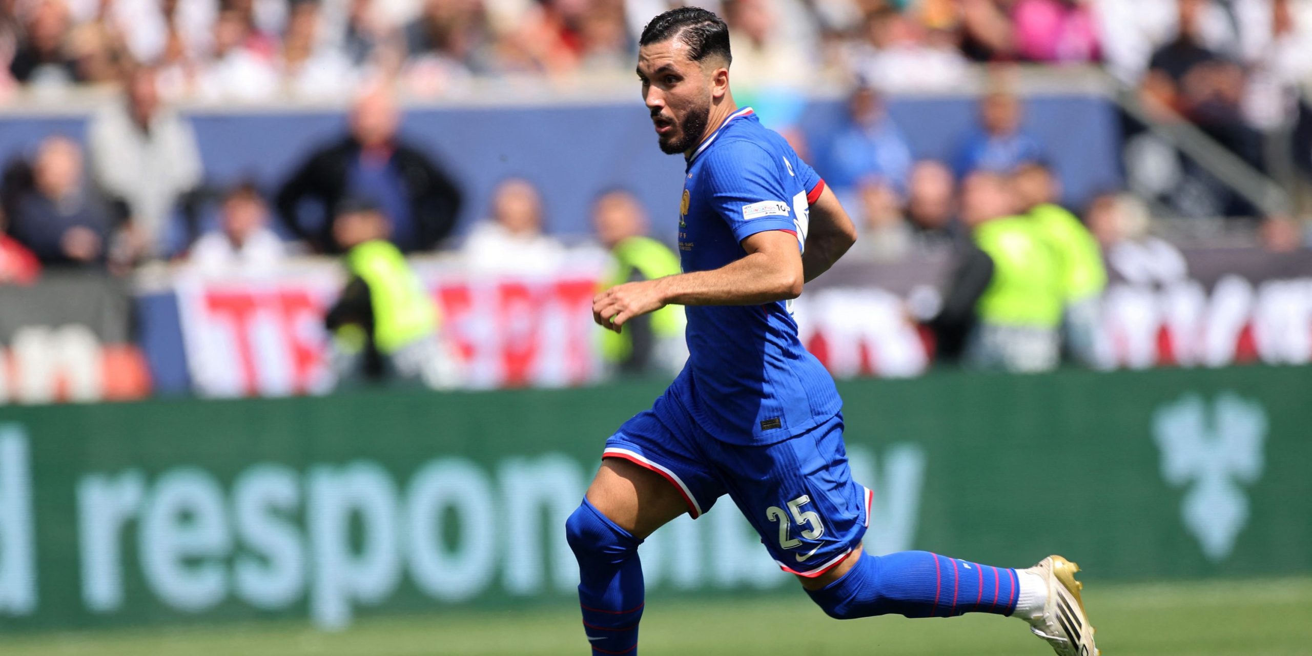 Rayan Cherki proche de rejoindre Manchester City, transfert en vue