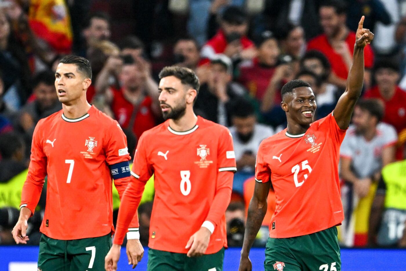 Roberto Martínez loue Nuno Mendes comme le joueur parfait