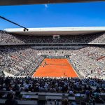 Roland-Garros : 300 écoliers découvrent la terre battue pour promouvoir le tennis