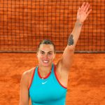 Roland-Garros : Sabalenka triomphe sur Swiatek et atteint la finale