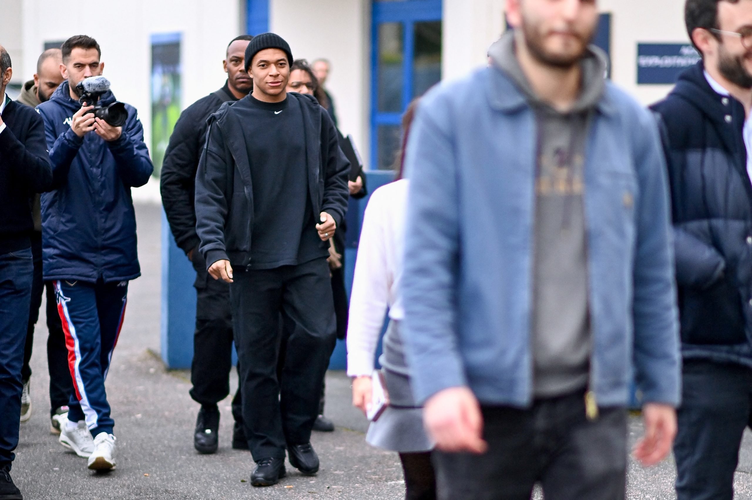 SM Caen : plan social et départs après relégation en National 1