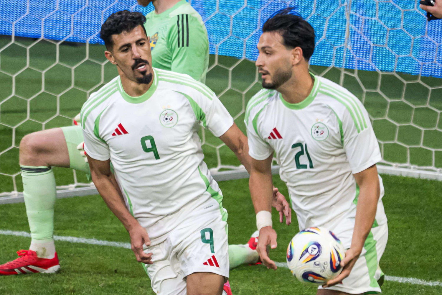 Suède - Algérie : Résumé d'un match fou avec remontée des Verts