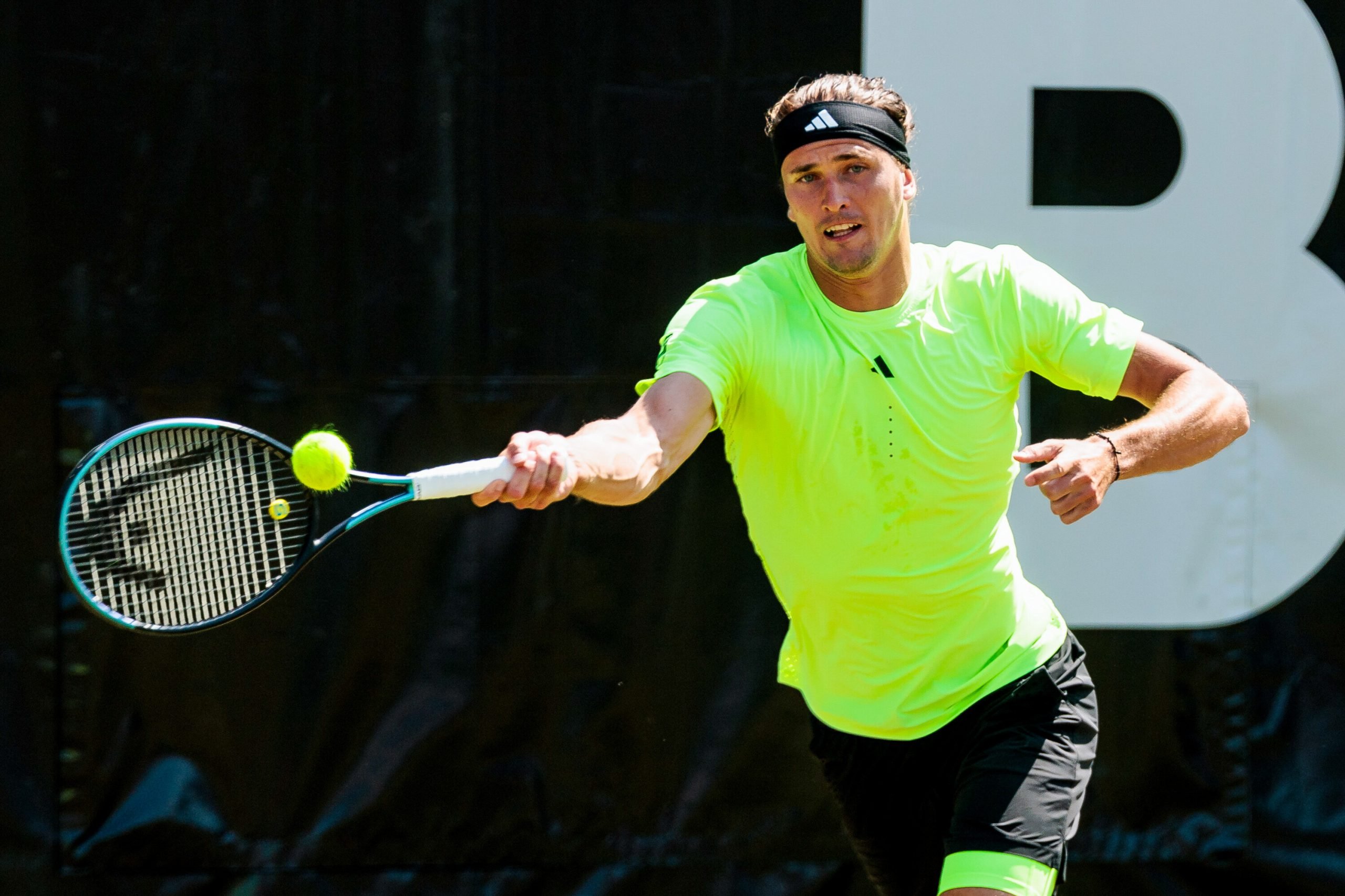 Tennis : Zverev en demi-finale à Stuttgart face à Shelton