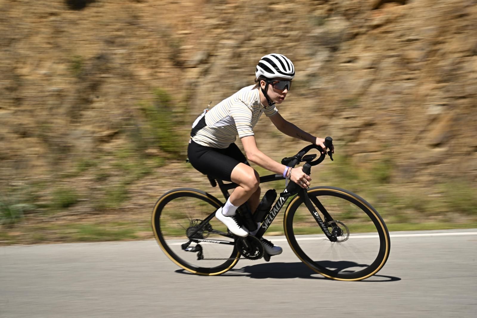 Tifany Huot-Marchand : de la chute à la réussite sportive en France