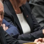 Violences après la victoire du PSG : François Bayrou prône des peines minimales