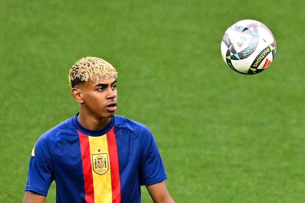 Yamal, futur Ballon d'Or, sous surveillance au Barça