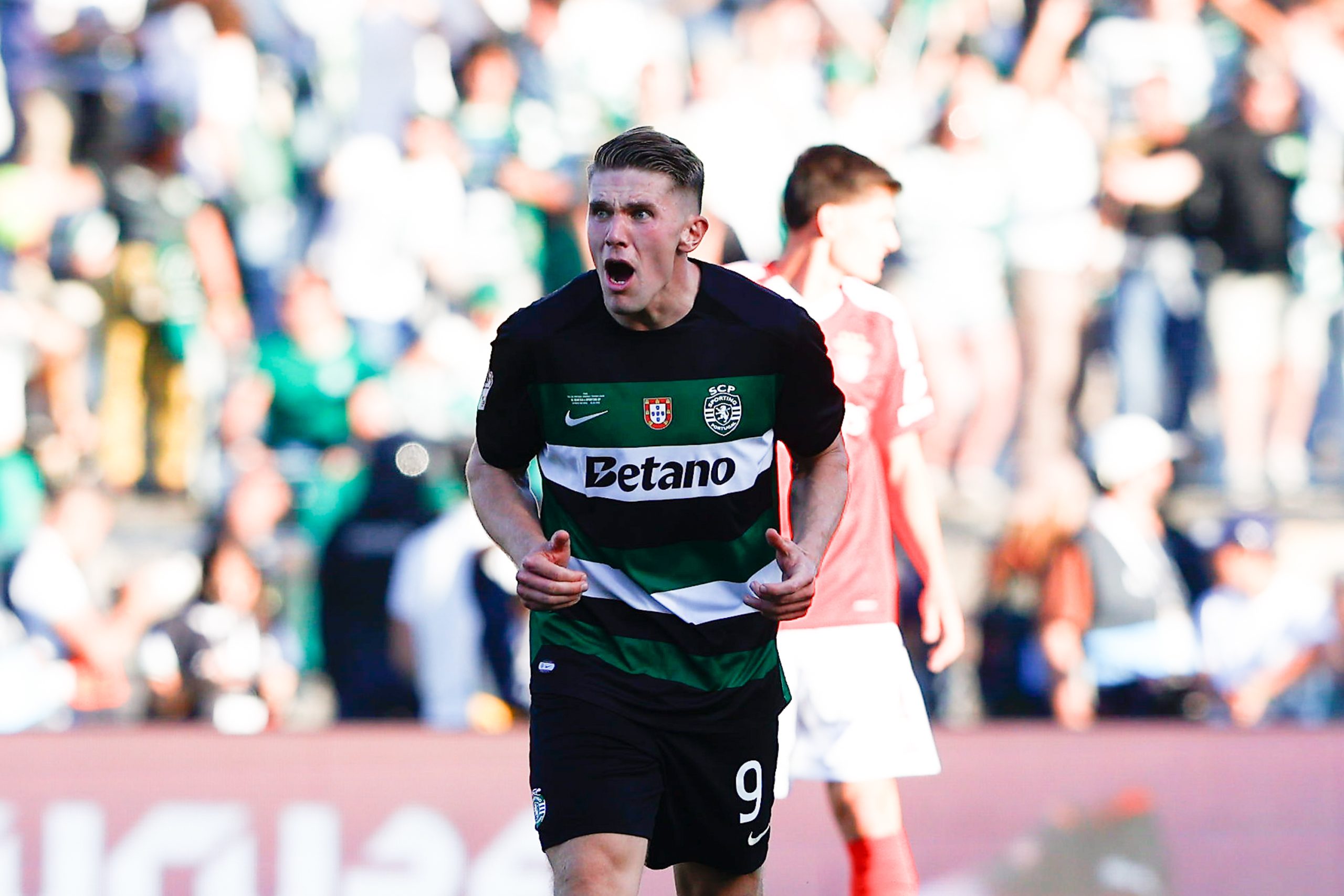 Arsenal officialise l'arrivée de Viktor Gyökeres, nouveau buteur