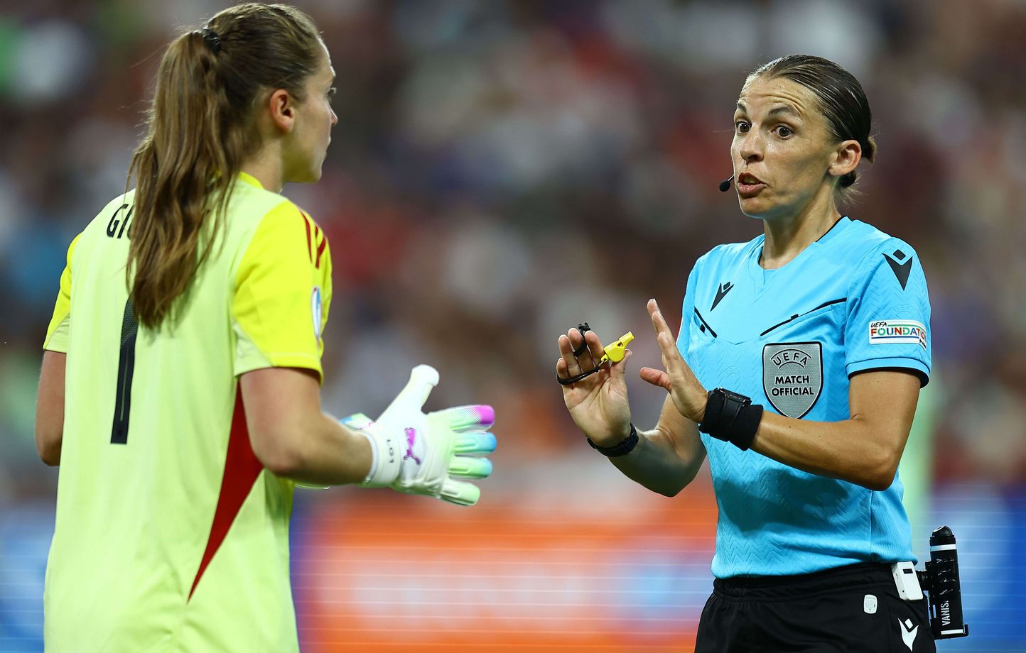 Euro féminin 2025 : Stéphanie Frappart arbitre la grande finale à Bâle