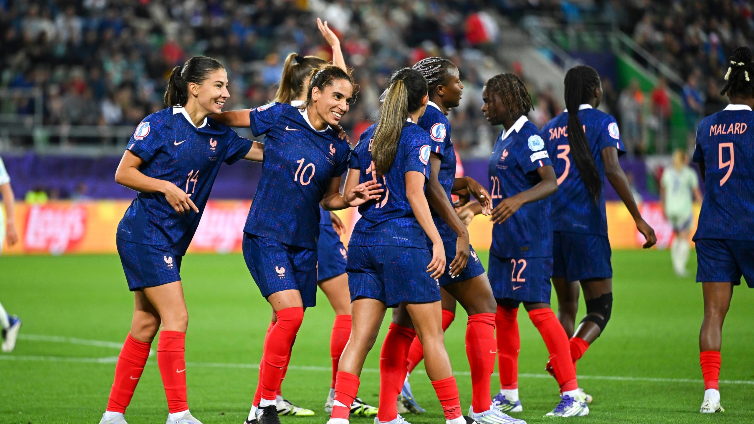 Foot : TF1 cède les droits du match des Bleues à France 2