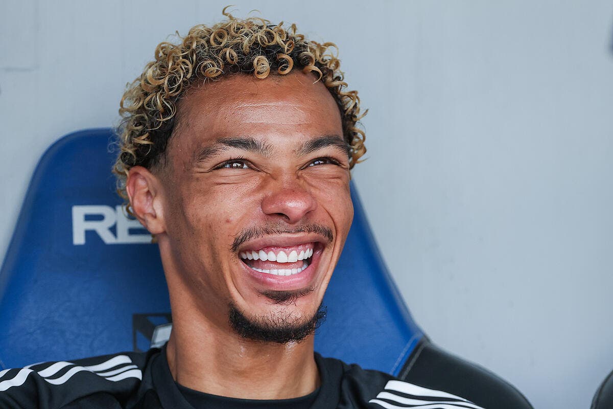 Hugo Ekitike signe à Liverpool avec un salaire record de 16 M€ par an