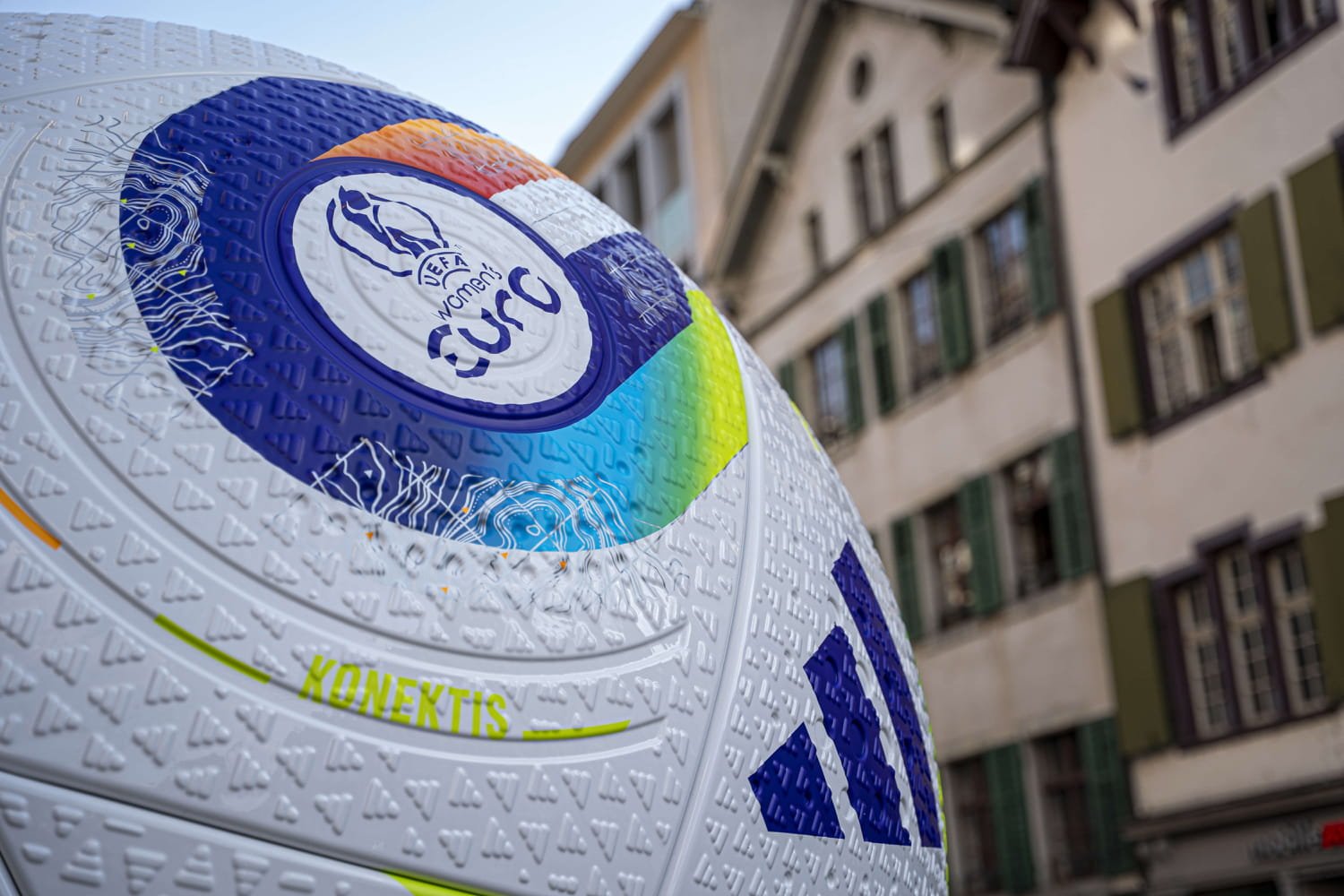 Match de l'Euro féminin 2025 avec innovations technologiques