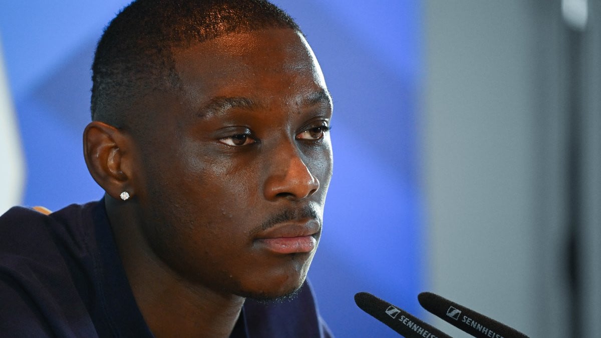 Kolo Muani vers la Premier League : le PSG en pleine vente