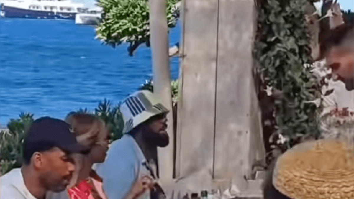 Lebron James en vacances à Cannes : la star du basketball sur la Côte d'Azur