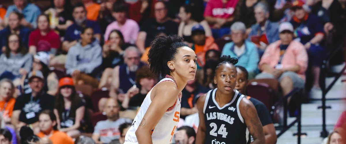 Leïla Lacan débute en WNBA avec le Connecticut Sun