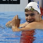 Léon Marchand établit deux nouveaux records du monde en natation