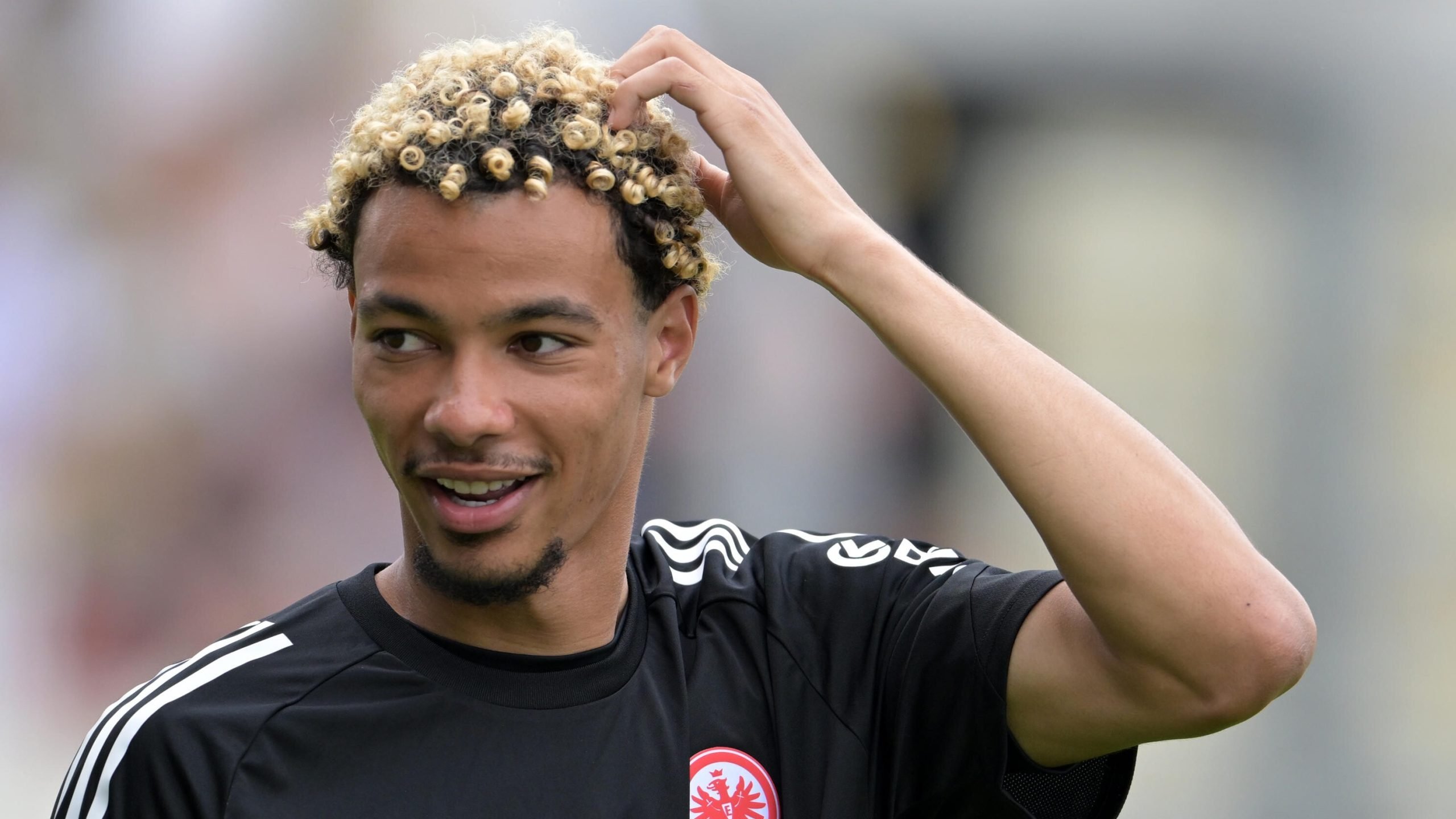 Liverpool mise 90 M€ sur Hugo Ekitike, un attaquant prometteur mais encore peu expérimenté