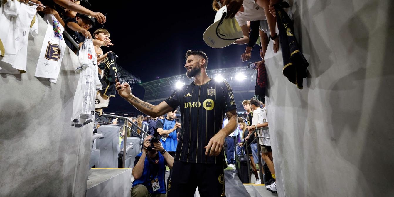 Olivier Giroud revient en Ligue 1 avec Lille, un symbole fort