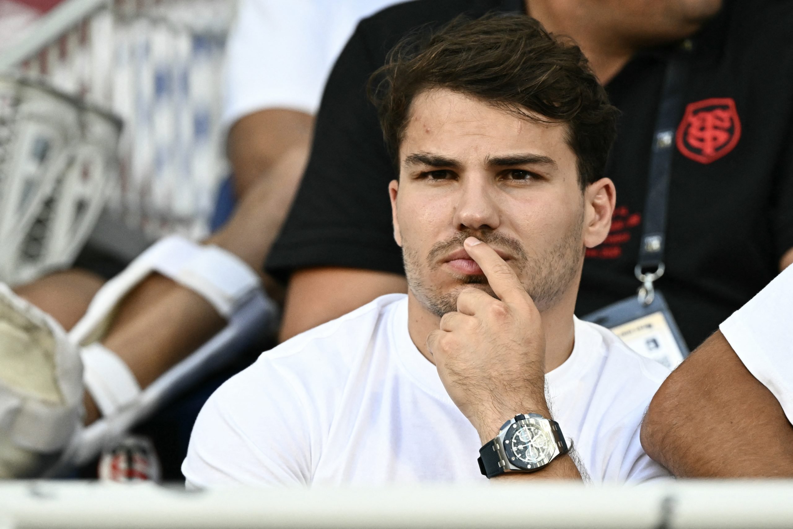 Rugby : Antoine Dupont poursuit sa rééducation en Suisse avant la reprise du Top 14