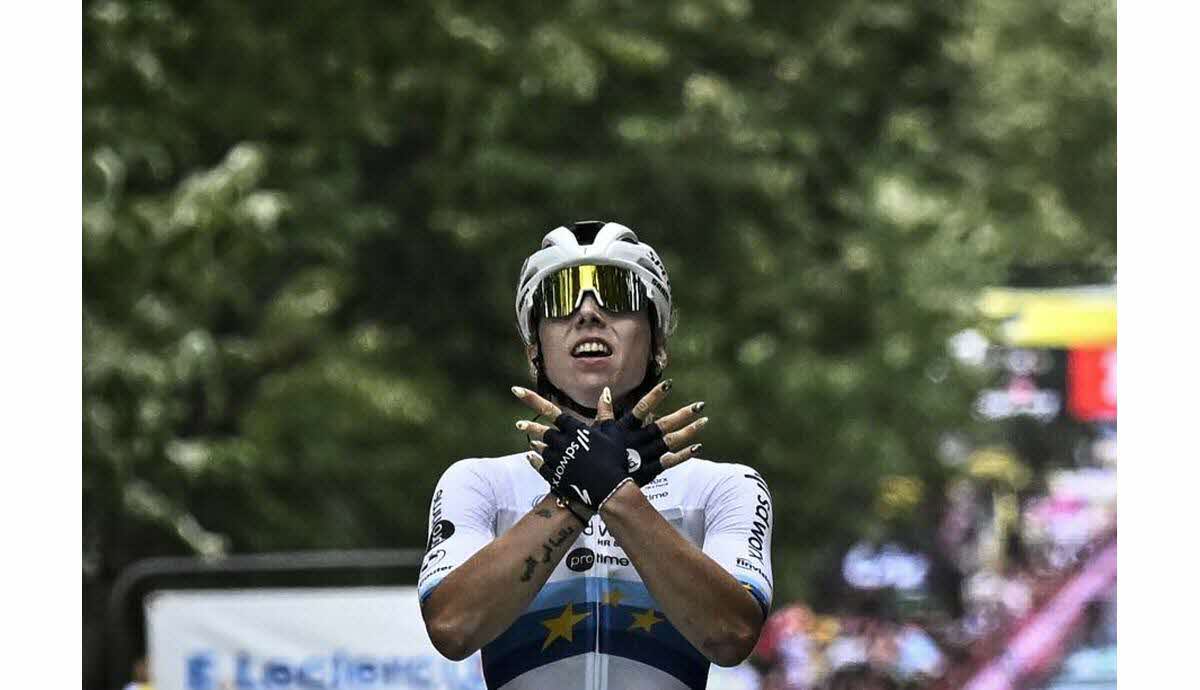 Tour de France Femmes 2025 : Wiebes s'impose à Poitiers