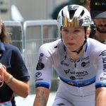 Tour de France Femmes : Wiebes gagne au sprint, Vollering victime d'une chute
