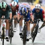 Tour de France : Jonathan Milan remporte la 17e étape à Valence