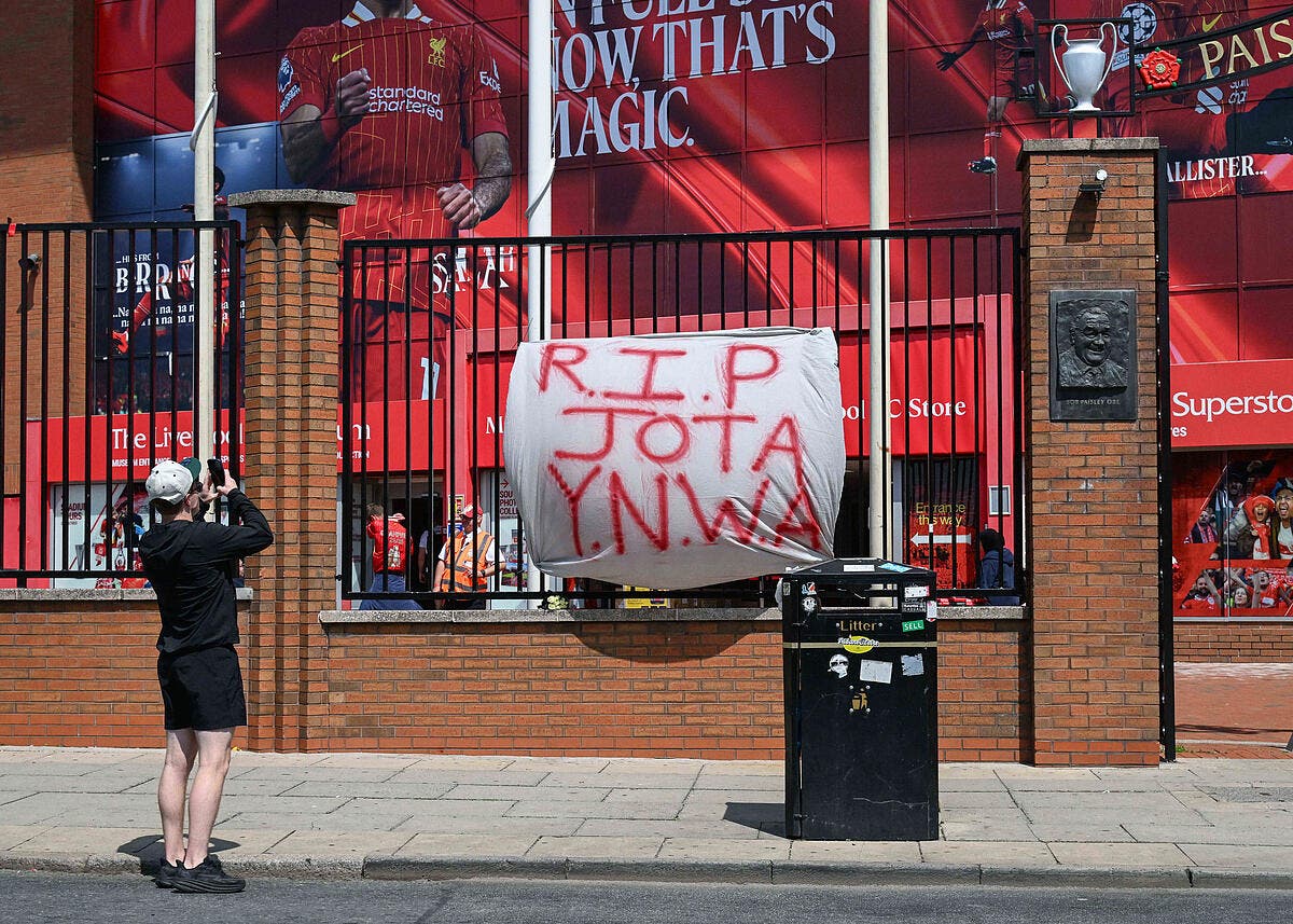 Tragique accident de Diogo Jota : le véhicule en flammes en Espagne