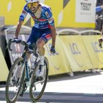 Valentin Paret-Peintre remporte une étape mythique du Tour de France 2025