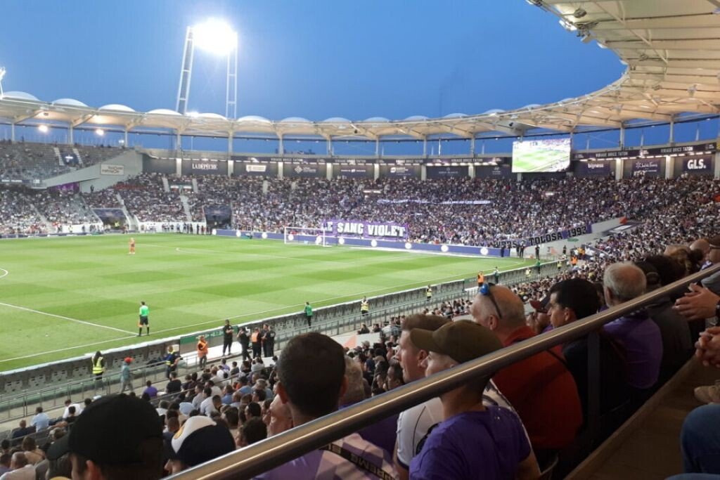 Ambiance festive au Stadium pour le dernier match de pré-saison du TFC face à Séville