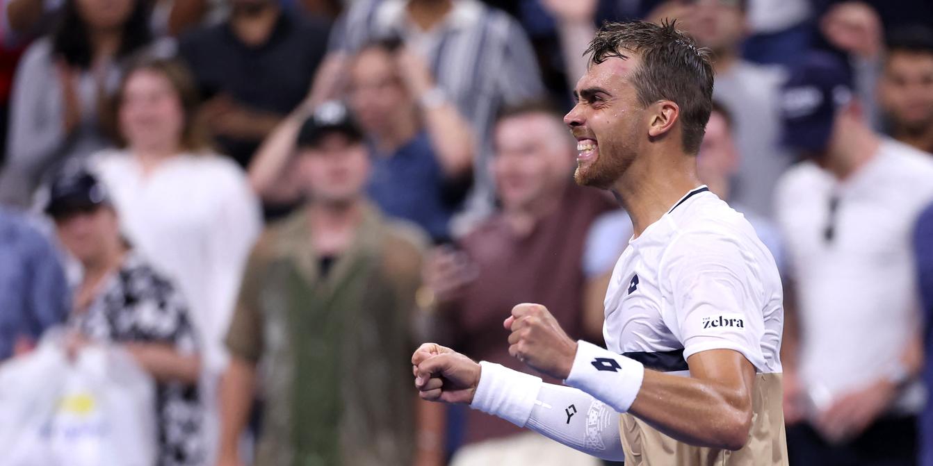 Benjamin Bonzi bat Medvedev à l’US Open : victoire historique