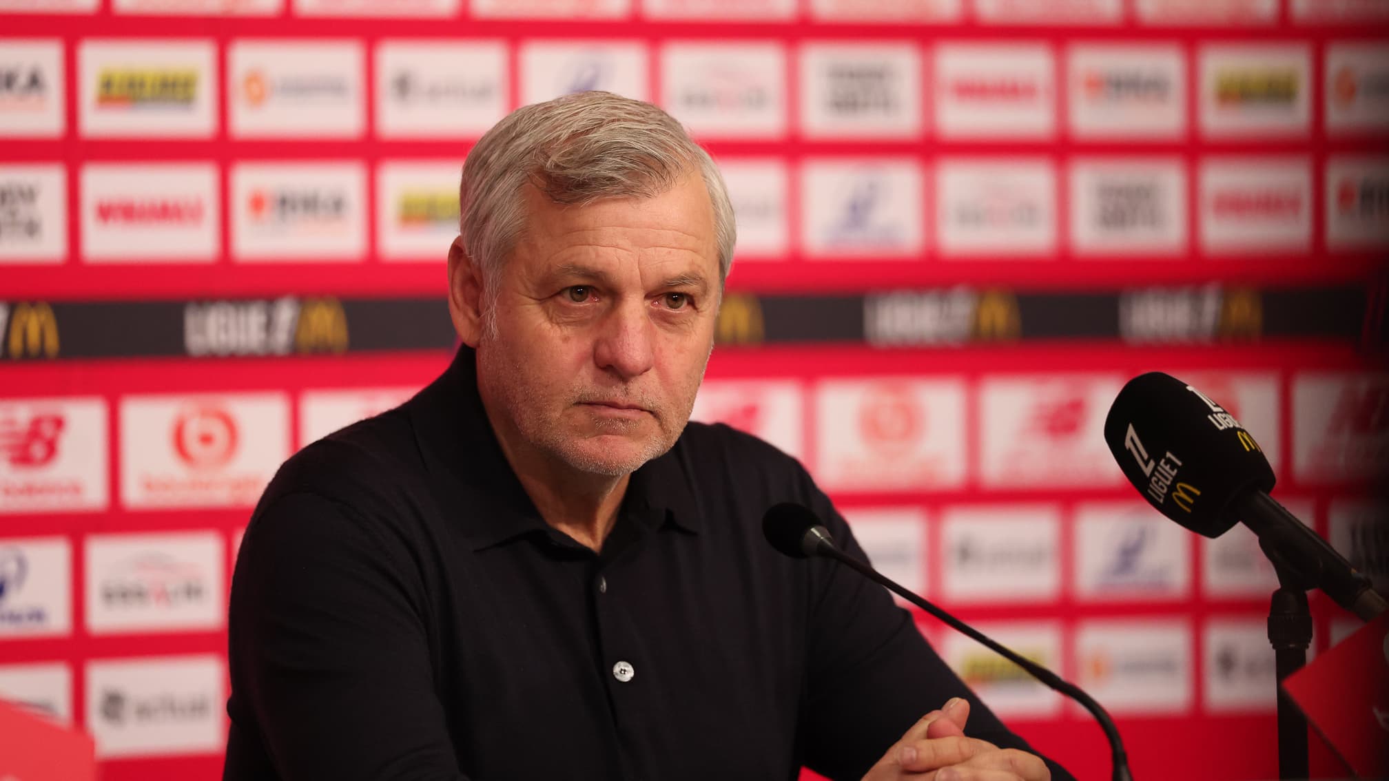 Genesio se moque du retard de Létang lors de la conférence du LOSC