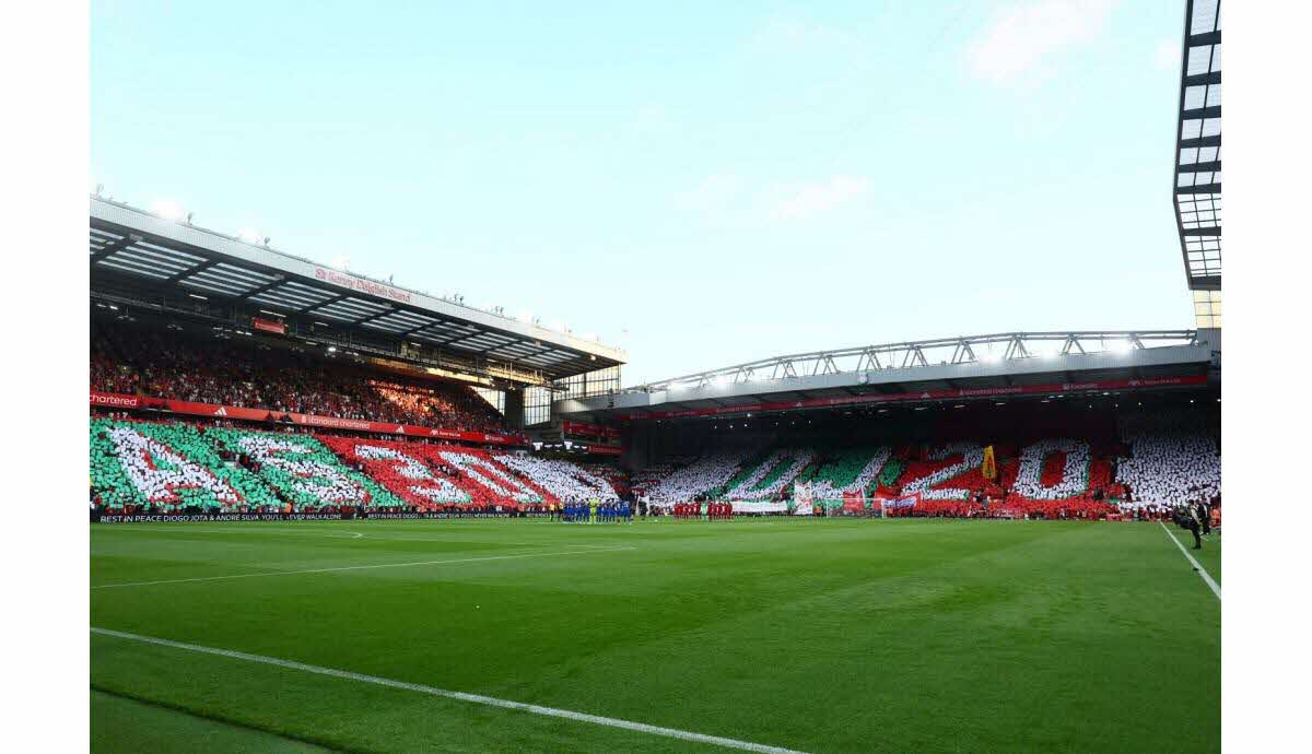 Hommage émouvant à Diogo Jota lors du match Liverpool-Bournemouth