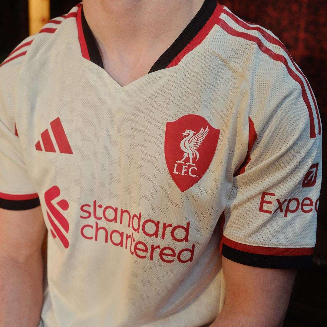 Liverpool's 2025/26 away kit.