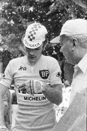 Bernard Thévenet au départ du critérium de Quillan