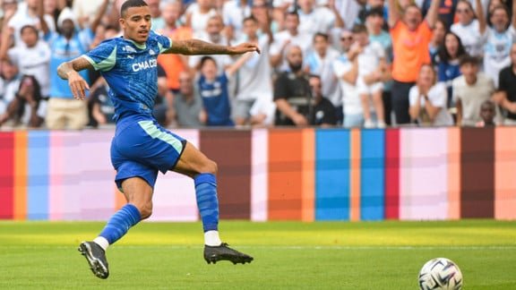 Edon Zhegrova en action sur le terrain