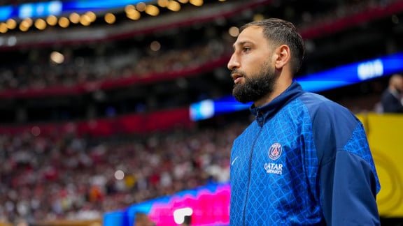 Donnarumma et Rooney, regard tourné vers l’avenir