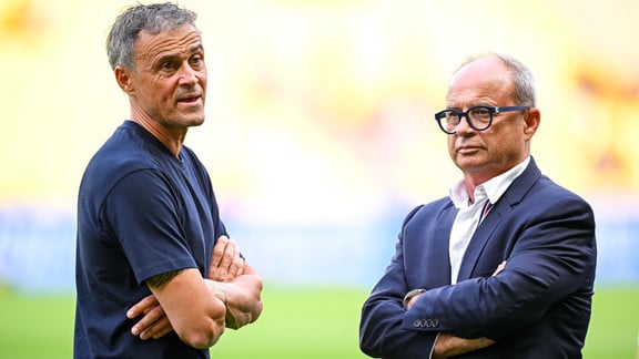 Maghnes Akliouche lors d'un rassemblement international