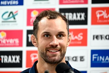 Vue générale du centre-ville de Chartres et de l’organisation du premier championnat d’Europe de roller skate-cross