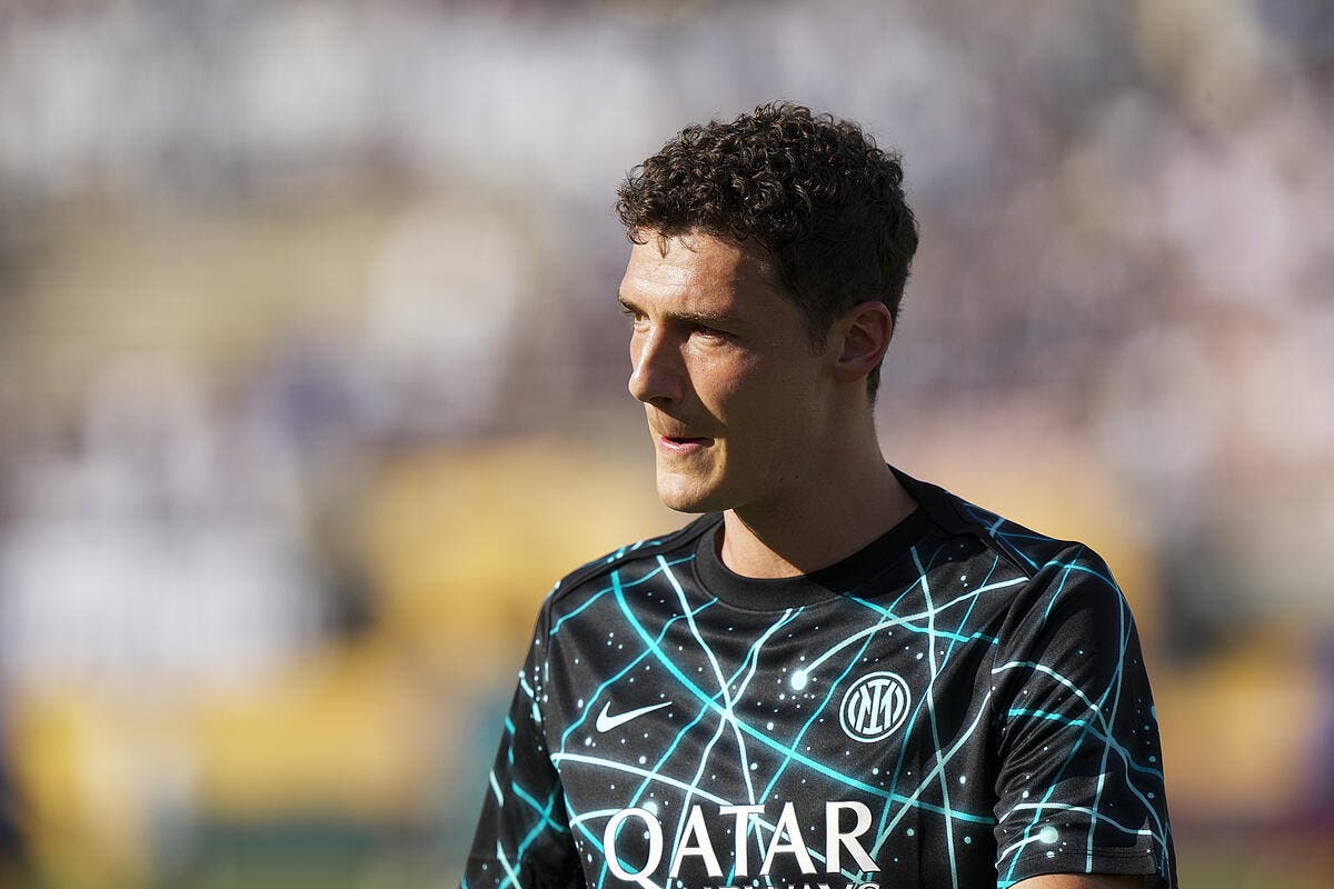Le LOSC envisage le retour de Benjamin Pavard pour renforcer son équipe